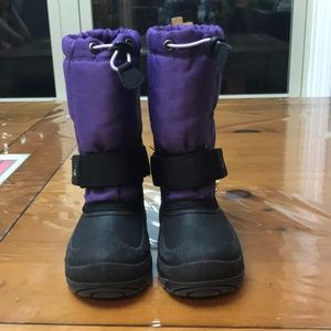 Little kid Kamik snow boots